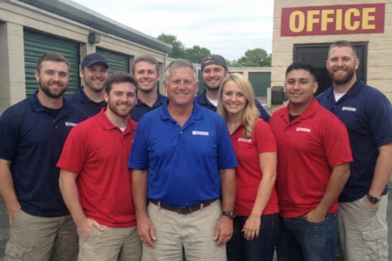 Water damage restoration professionals in Milwaukee, WI